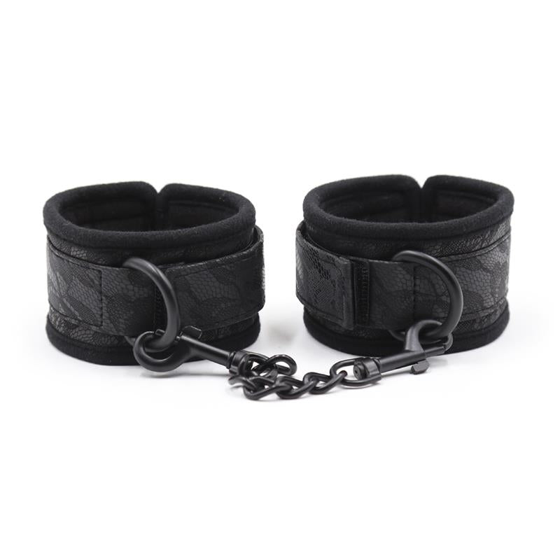 LATETOBED BDSM LINE - ADJUSTABLE HANDCUFFS