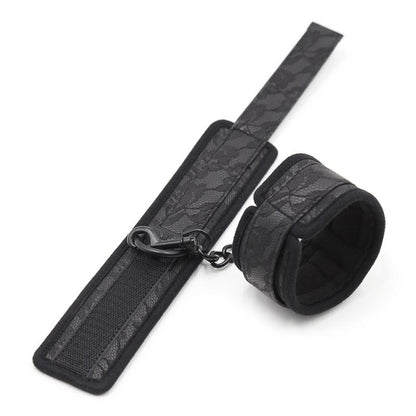 LATETOBED BDSM LINE - ADJUSTABLE HANDCUFFS