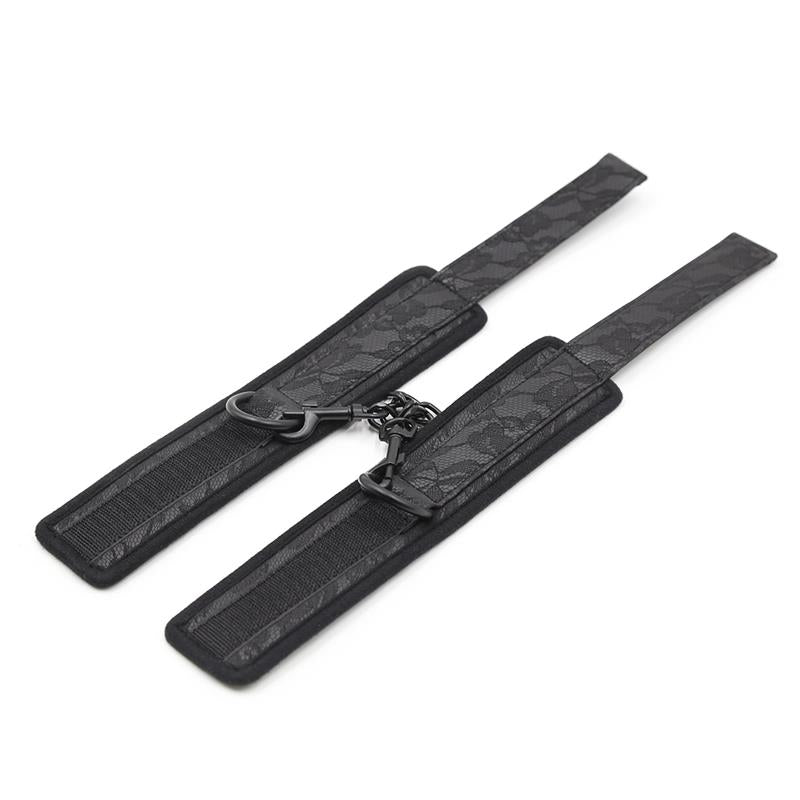 LATETOBED BDSM LINE - ADJUSTABLE HANDCUFFS