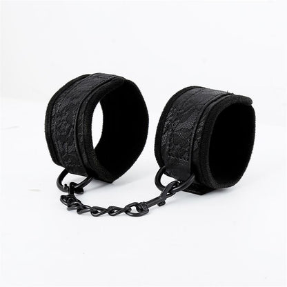 LATETOBED BDSM LINE - ADJUSTABLE HANDCUFFS