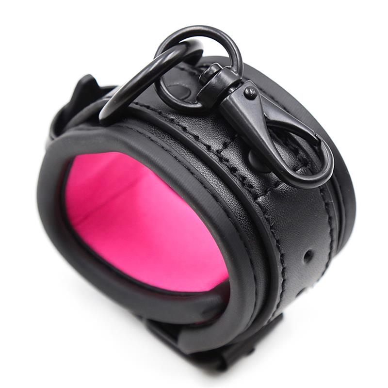 LATETOBED BDSM LINE - ADJUSTABLE NEOPRENE HANDCUFFS