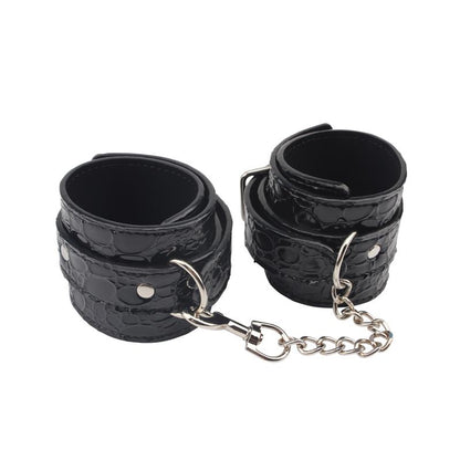 CHISA - ANKLE CUFFS BE GOOD BLACK