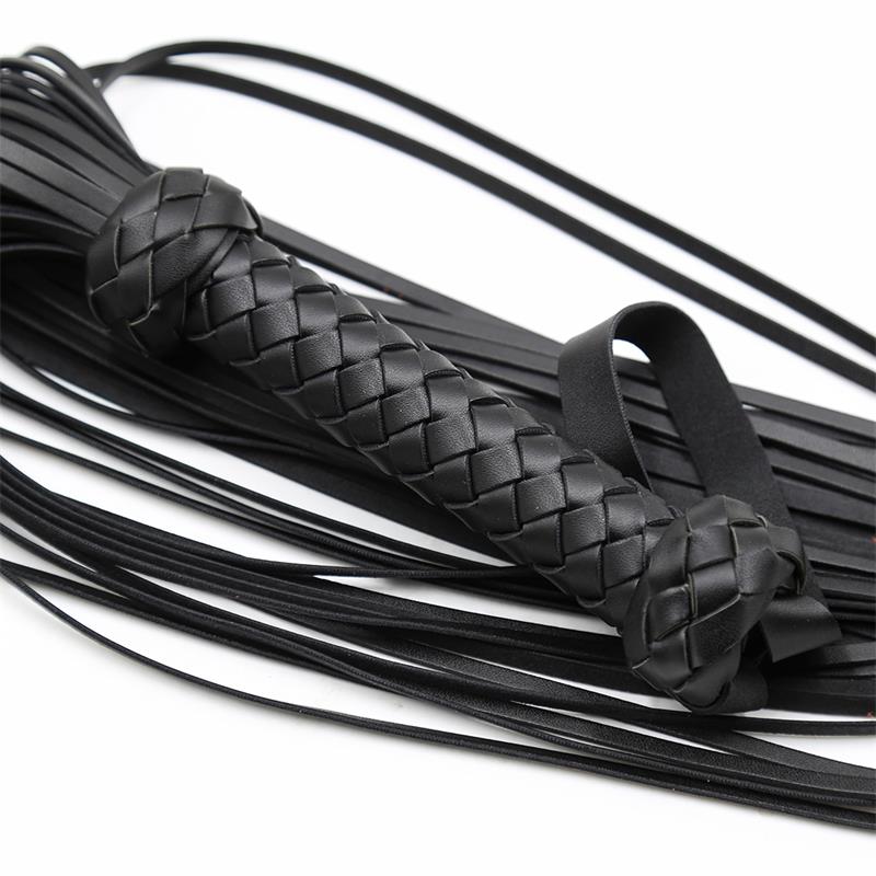 LATETOBED BDSM LINE - BARBED FLOGGER 50 CM