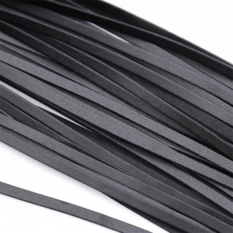 LATETOBED BDSM LINE - BARBED FLOGGER 50 CM
