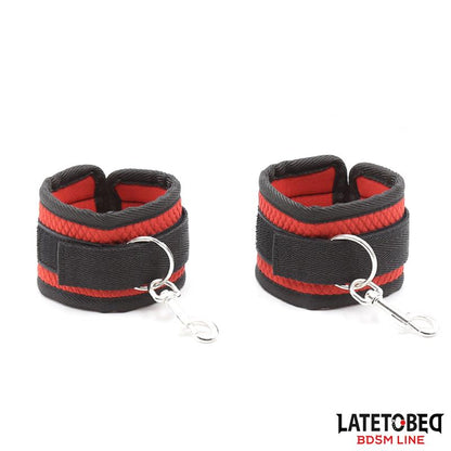 LATETOBED BDSM LINE - BED EESTRAINT SET WITH BLINDFOLD ADJUSTABLE CUFFS