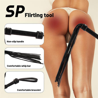 CHISA - BEGINNERS WHIP BLACK 77.5 CM