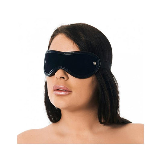 BONDAGE PLAY - BLINDFOLD
