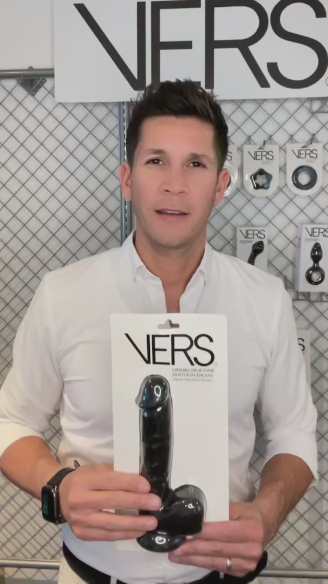 VERS LIQUID SILICONE SUCTION DILDO