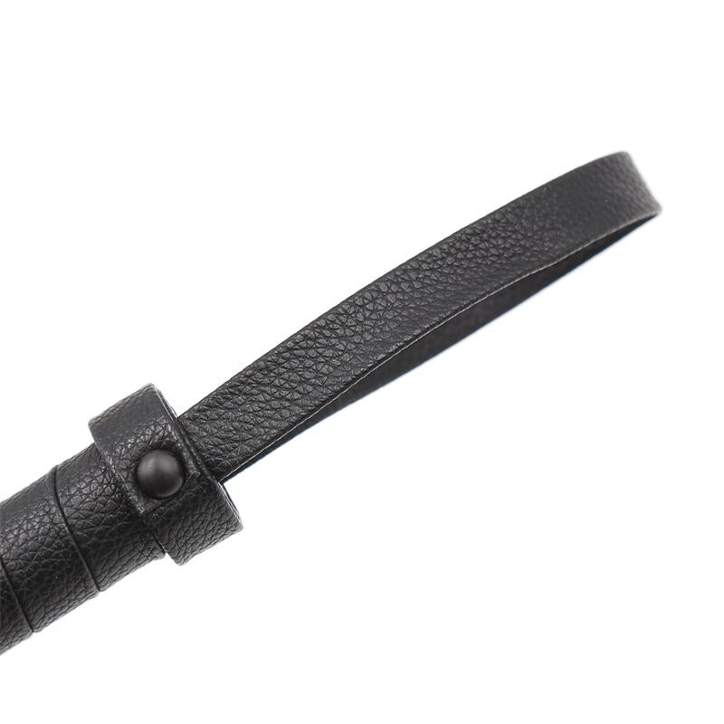LATETOBED BDSM LINE - CLASSIC FLOGGER 42 CM BLACK
