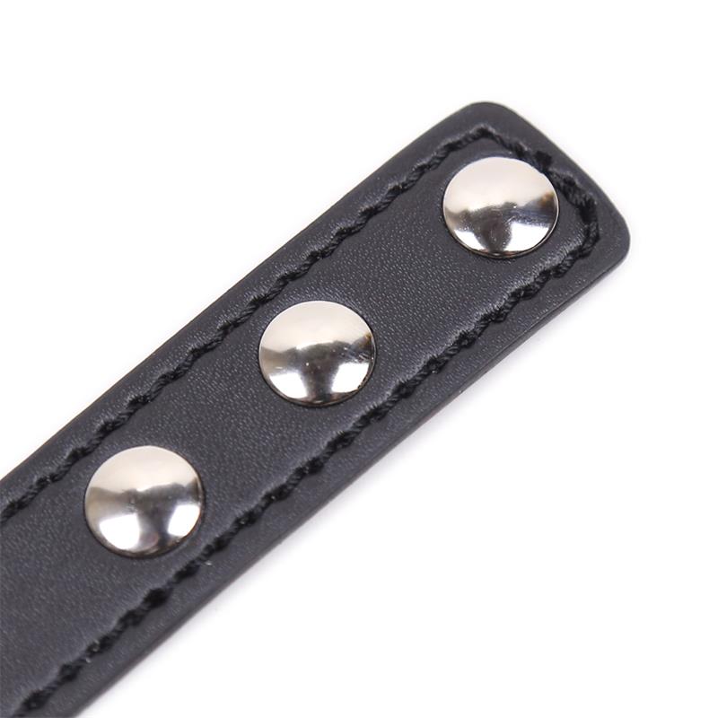 LATETOBED BDSM LINE - COLLAR WITH HEART SHAPED HOOP ADJUSTABLE 41,5 CM BLACK