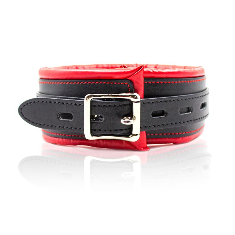 LATETOBED BDSM LINE - COLLAR WITH METAL LEASH PADDED INTERIOR RED/BLACK