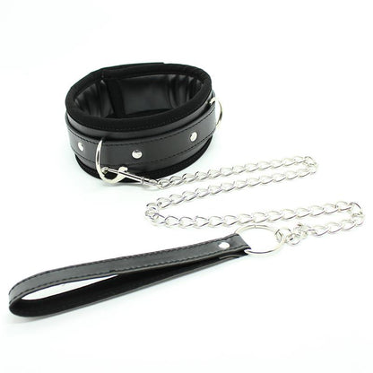 GAMME BDSM LATETOBED - COLLIER AVEC LAISSE EN MÉTAL ET INTÉRIEUR REMBOURRÉ NOIR