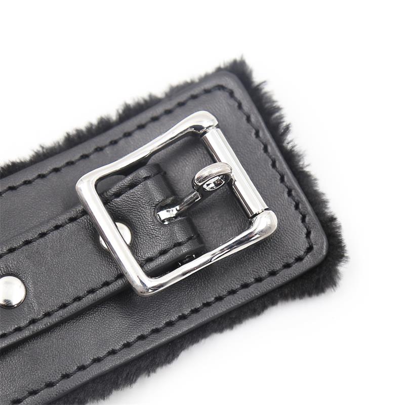 LATETOBED BDSM LINE - COLLAR WITH METAL LEASH BLACK