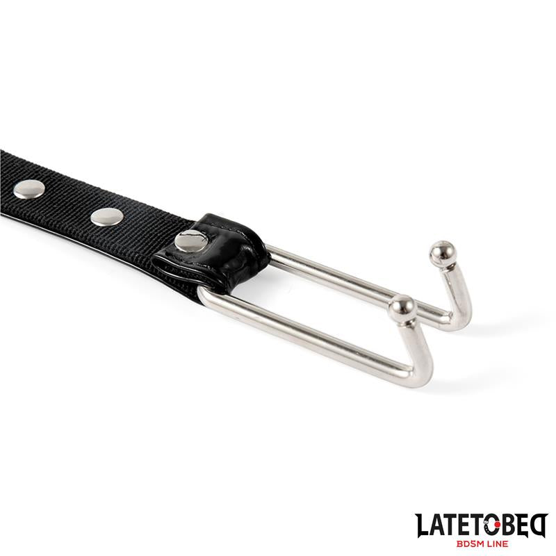 LATETOBED BDSM LINE - COLLAR WITH NOSE HOOK