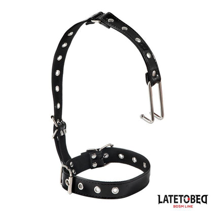 LATETOBED BDSM LINE - COLLAR WITH NOSE HOOK