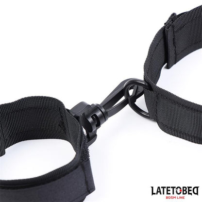 LATETOBED BDSM LINE - COLLAR WITH WRIST RESTRAINTS NYLON