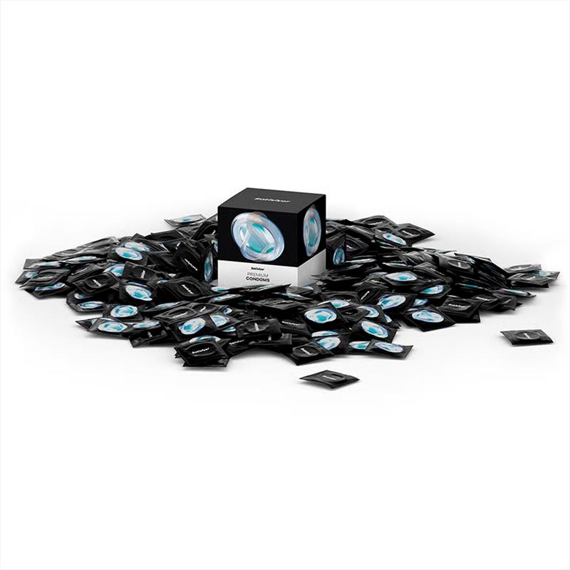 SATISFYER - CONDOMS 100 PCS. SIZE 49