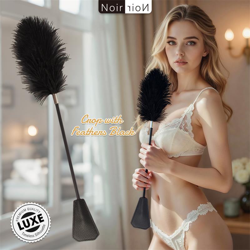 CHISA - CROP WITH FEATHERS BLACK