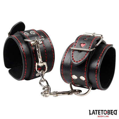 LATETOBED BDSM LINE - CUFF WITH CHAIN AND HEARTS