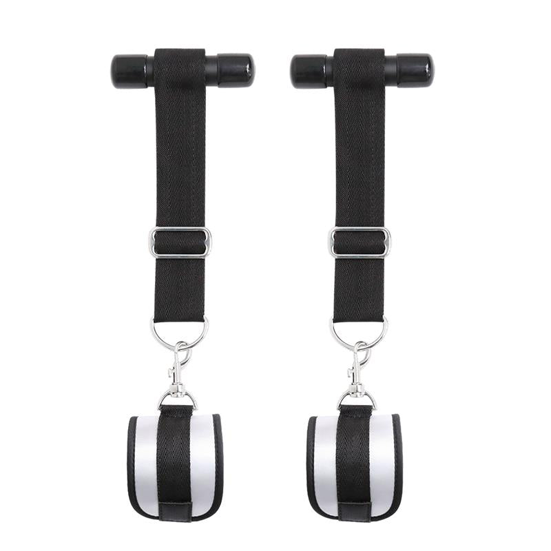 INTOYOU BDSM LINE - DOOR RESTRAINT KIT WITH ADJUSTABLE AND REMOVABLE CUFFS