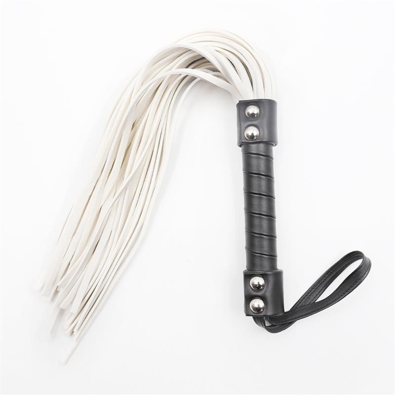 LATETOBED BDSM LINE - DOUBLE RIVET FLOGGER 44 CM