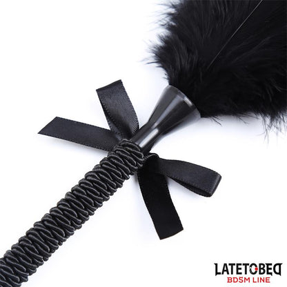 LATETOBED BDSM LINE - FEATHER TICKLER 35 CM