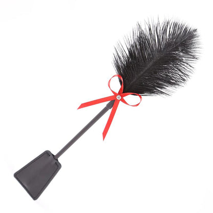 LATETOBED BDSM LINE - FEATHER TICKLER AND PADDLE 36 CM RED/BLACK