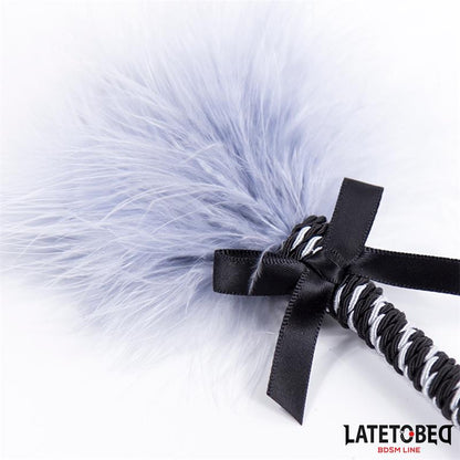 LATETOBED BDSM LINE - FEATHER TICKLER WITH BOWKNOT 25CM
