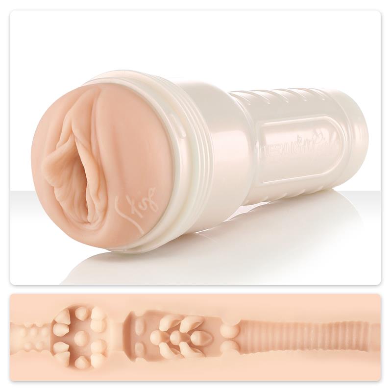 FLESHLIGHT - GIRLS STOYA DESTROYA