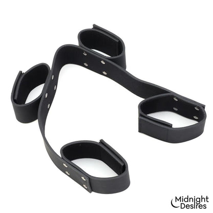 MIDNIGHT DESIRES - FLEXIBLE BONDAGE BAR