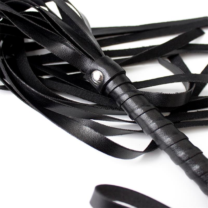 LATETOBED BDSM LINE - FLOGGER 45 CM BLACK