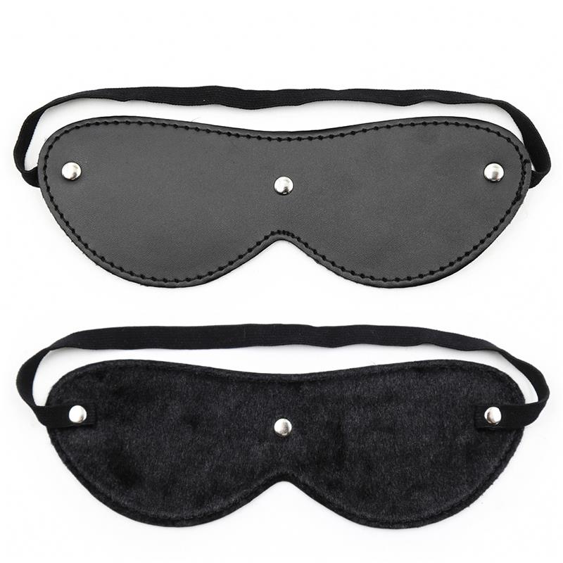 LATETOBED BDSM LINE - FUR BLINDFOLD WITH 3 RIVETS