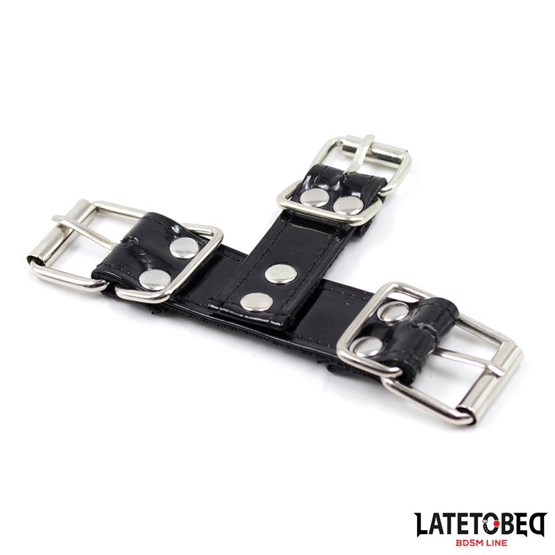 LATETOBED BDSM LINE - NOSE HOOK WITH COLLAR