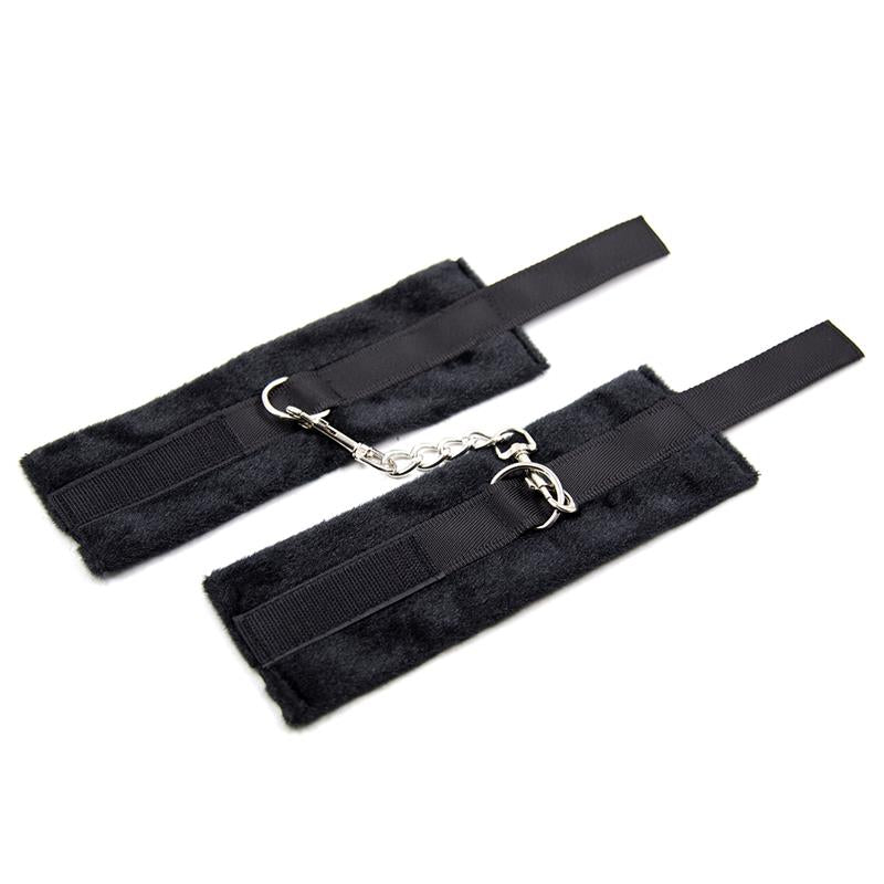 INTOYOU BDSM LINE - HANDCUFFS WITH VELCRO WITH LONG FUR BLACK