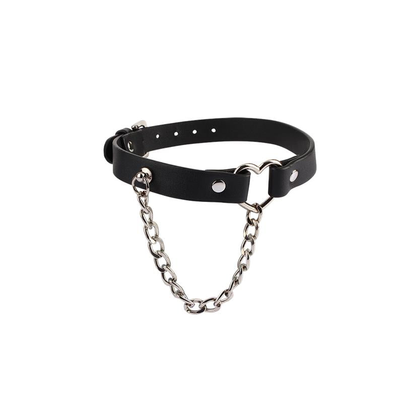 CHISA - HEART COLLAR WITH A CHAIN 47CM