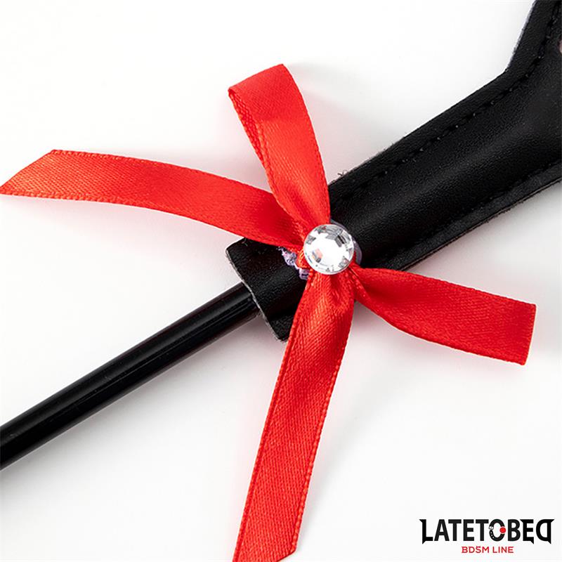 LATETOBED BDSM LINE - HEART PADDLE 43.5 CM