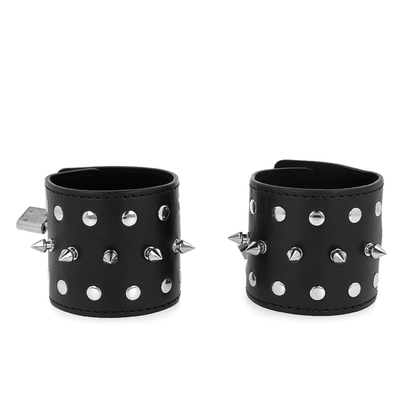 KINK - MENOTTES DE POIGNET PUNK À CLOUS 25 X 6 CM