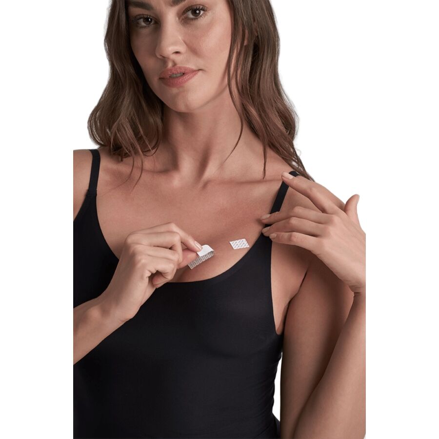 BYE-BRA - DRESS TAPE WITH DISPENSER ONE SIZE