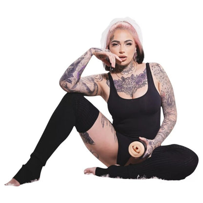 KIIROO - RAVEN MOUTH REALISTIC VIPER TONGUE MASTURBATOR