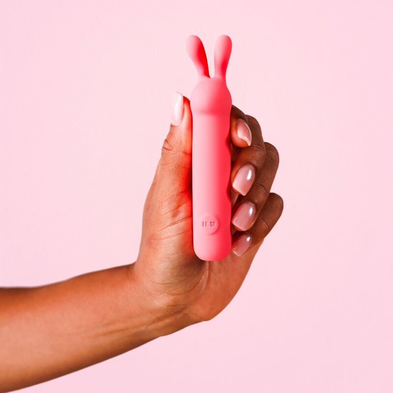 JE JOUE - ILY RABBIT BULLET RECHARGEABLE INTIMATE VIBRATOR