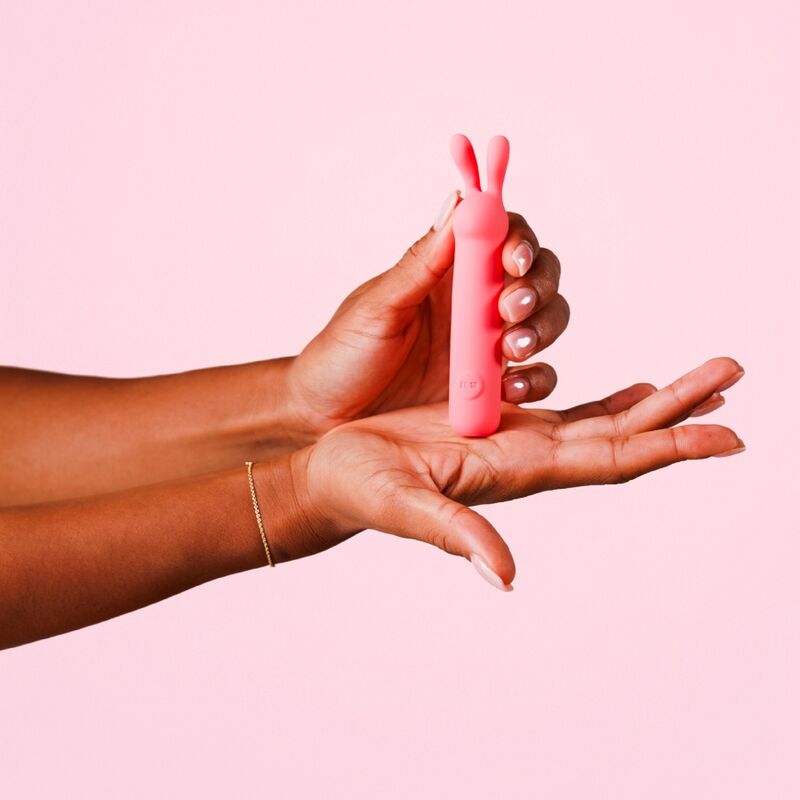 JE JOUE - ILY RABBIT BULLET RECHARGEABLE INTIMATE VIBRATOR