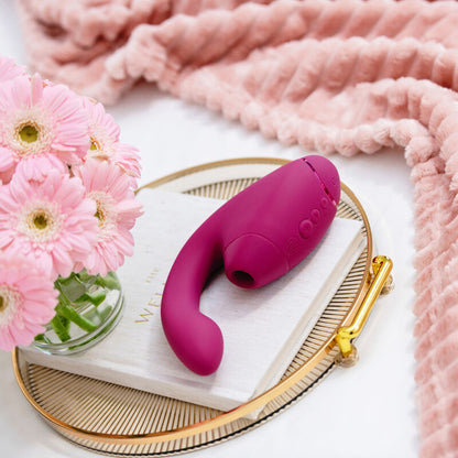 WOMANIZER - DUO NEXT ESTIMULADOR DUAL DE CLÍTORIS Y PUNTO G ROSA OSCURO