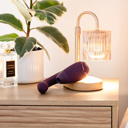 WOMANIZER - DUO NEXT ESTIMULADOR DUAL DE CLÍTORIS Y PUNTO G MORADO OSCURO