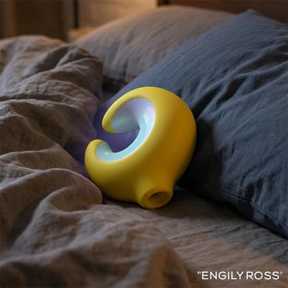 ENGILY ROSS - MANDY CLITORAL SUCKER WITH LED LIGHTS