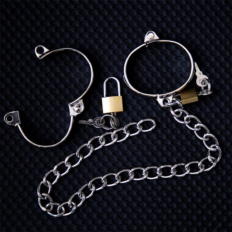 LATETOBED BDSM LINE - METAL HAND CUFF FOR WOMEN 5,5 CM