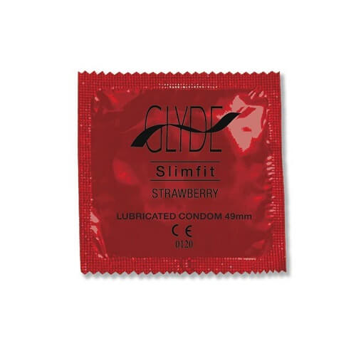 GLYDE - Ultra Slimfit Strawberry Flavour Vegan Condoms 100 Bulk Pack