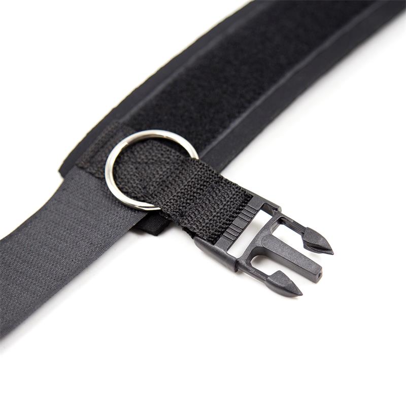 LATETOBED BDSM LINE - NEOPRENE HANDCUFFS WITH VELDRO BLACK
