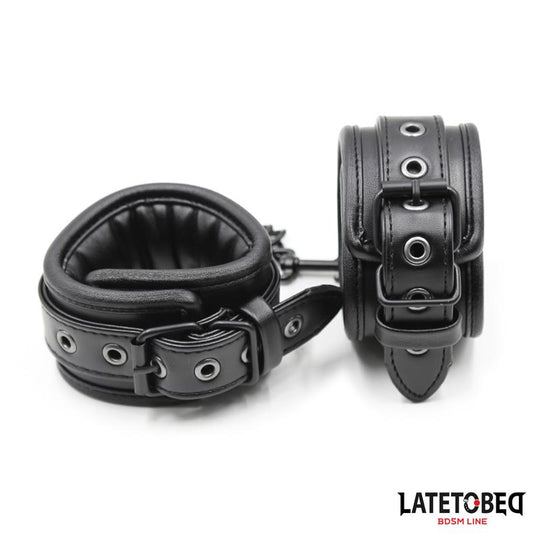 LATETOBED BDSM LINE - PADDED  HANDCUFFS ADJUSTABLE