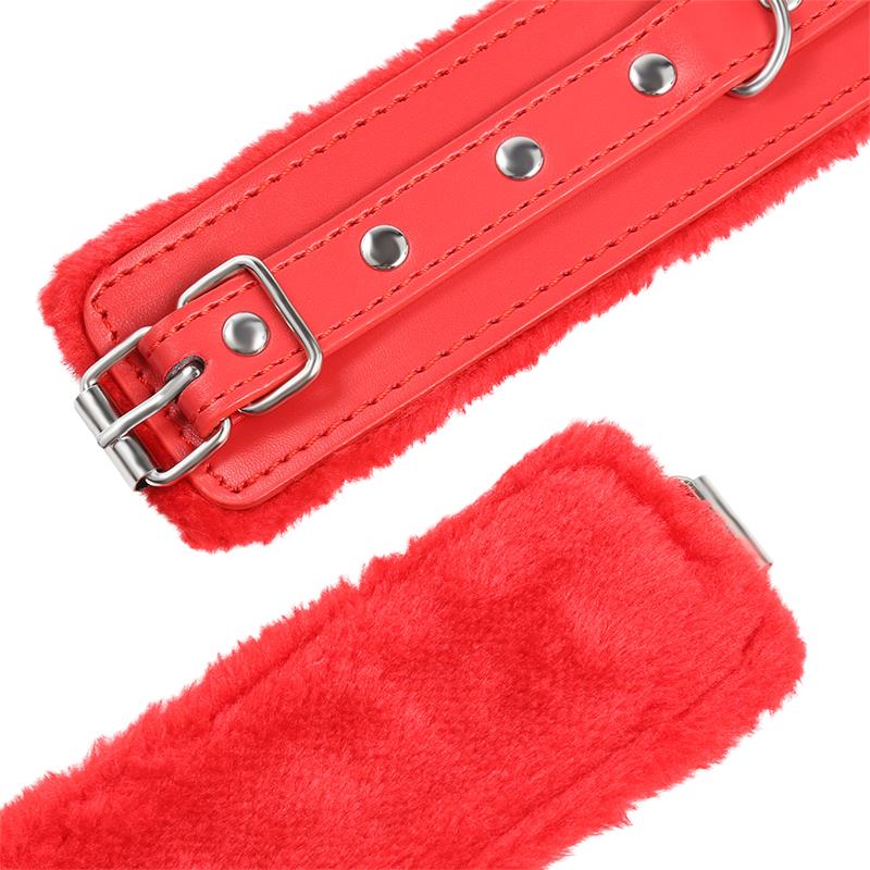 LATETOBED BDSM LINE - PREMIUM FUR ADJUSTABLE HANDCUFFS