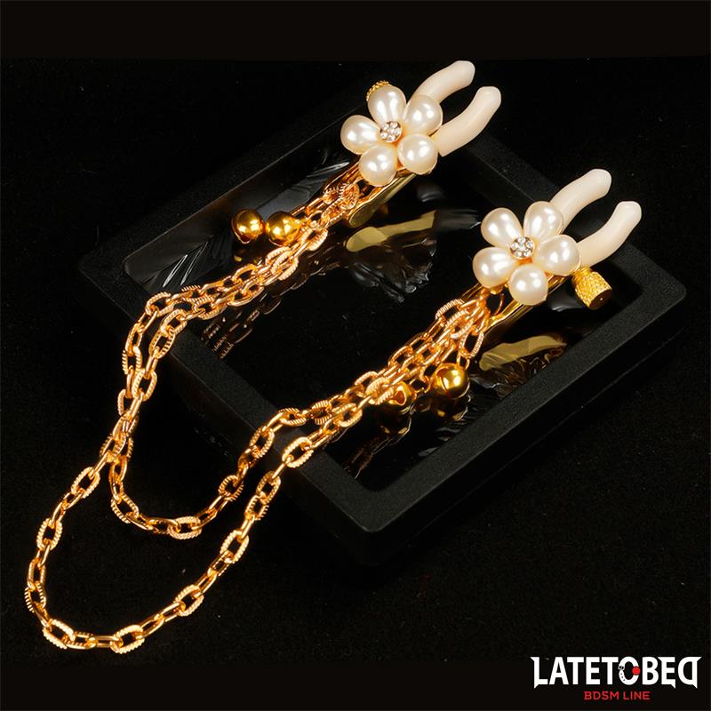 LATETOBED BDSM LINE - REARL NIPPLE CLAMPS WITH CHAIN
